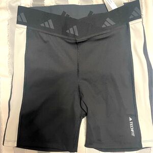 NWT Adidas Training Shorts Size M